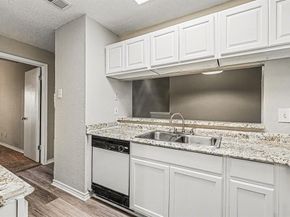 3607 W Northgate Drive  113, Irving Texas 75062