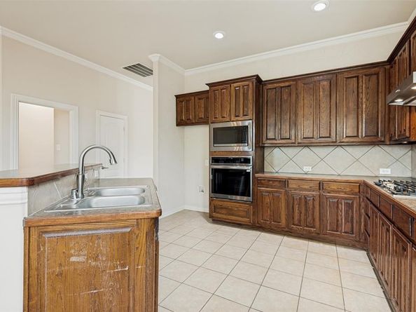 3815  Morning Dove  , Carrollton Texas 75007