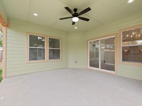 2706  Lenway Street , Dallas Texas 75215