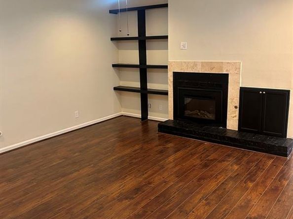 7525  Holly Hill Drive  45, Dallas Texas 75231
