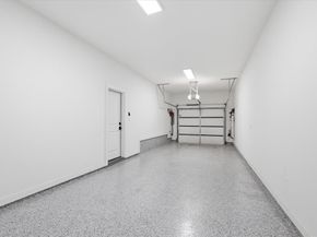 453 W Morphy Street , Fort Worth Texas 76104