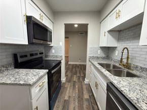 4020  Holland Avenue  106, Dallas Texas 75219