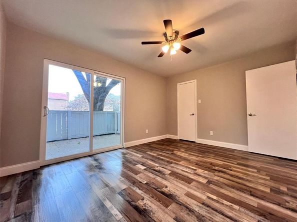 4020  Holland Avenue  106, Dallas Texas 75219