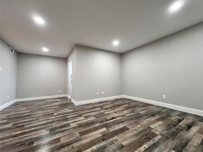 4020  Holland Avenue  106, Dallas Texas 75219