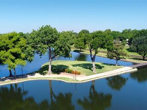 2954  Woodcroft Circle , Carrollton Texas 75006