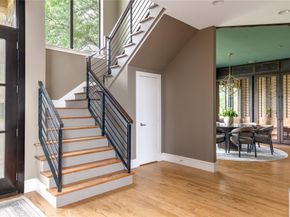 6910  Huff Trail , Dallas Texas 75214