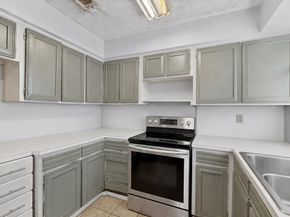 821  Cherry Hills Drive , Lancaster Texas 75134