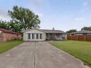 821  Cherry Hills Drive , Lancaster Texas 75134
