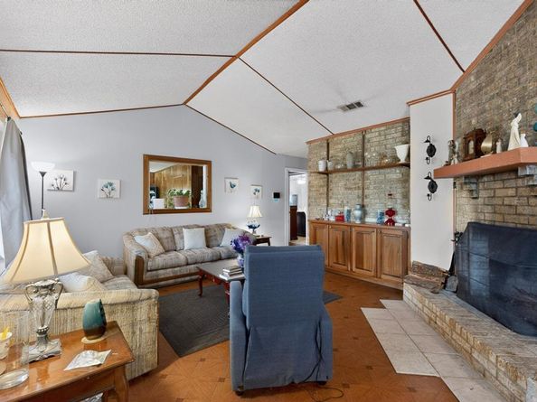 821  Cherry Hills Drive , Lancaster Texas 75134