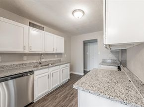 6925  Sandstone Court , Fort Worth Texas 76120