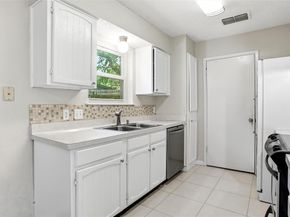 400  Woodlake Circle , Azle Texas 76020