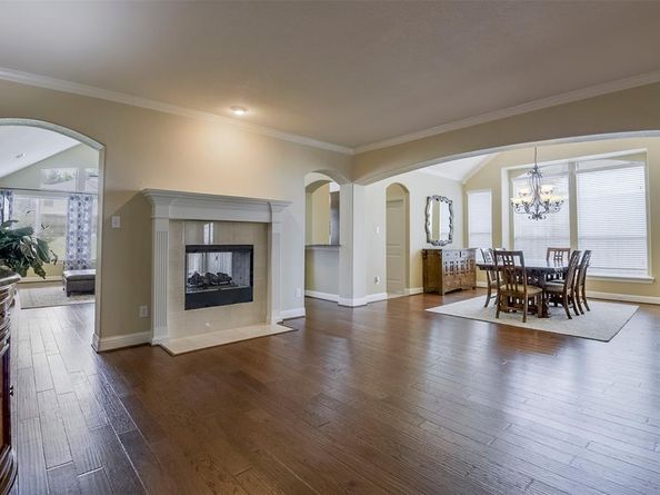 3006  Redcliff Lane , Garland Texas 75043