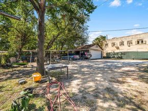 2709  Azle Avenue , Fort Worth Texas 76106