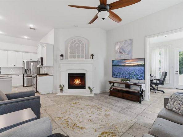 1408  Downing Drive , Aubrey Texas 76227