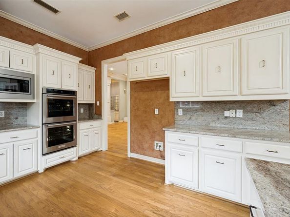 4037  Cotswold Court , Dallas Texas 75220