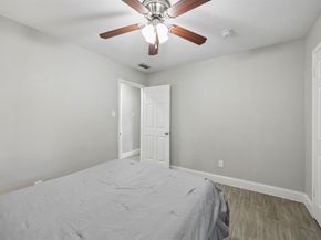 434  Stonehenge Drive , Arlington Texas 76014