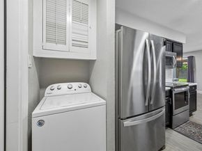 434  Stonehenge Drive , Arlington Texas 76014