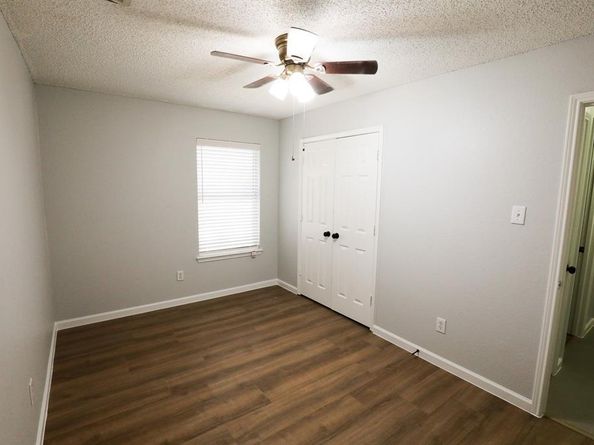 5616  Indian Hill Drive , Arlington Texas 76018