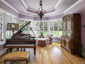 5431  Edlen Drive , Dallas Texas 75220