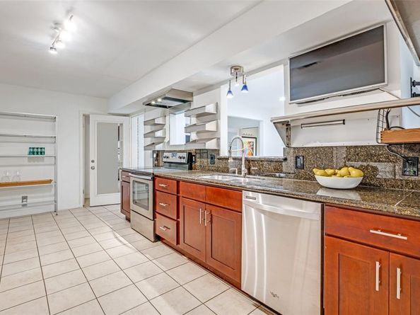 6406  Chesley Lane , Dallas Texas 75214