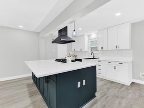 5821  Clendenin Avenue , Dallas Texas 75228