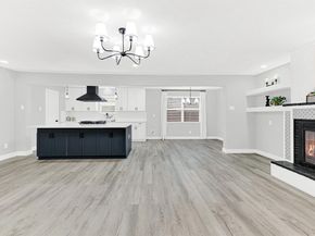 5821  Clendenin Avenue , Dallas Texas 75228