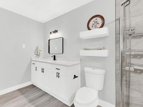 5821  Clendenin Avenue , Dallas Texas 75228