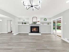 5821  Clendenin Avenue , Dallas Texas 75228