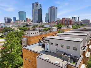 644 E Bluff Street , Fort Worth Texas 76102