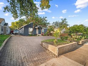 2522 W Jefferson Boulevard , Dallas Texas 75211