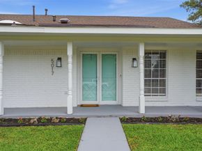 5017  Roundtable Lane , Garland Texas 75044