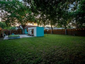 1908 N Riverside Drive , Fort Worth Texas 76111