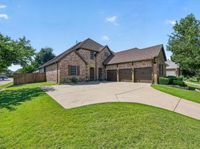 8611  Weston Lane , Lantana Texas 76226