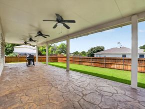 8208  Hidden Path Lane , Denton Texas 76210
