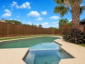 5822  London Lane , Dallas Texas 75252