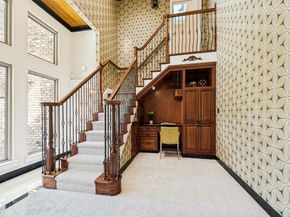 5822  London Lane , Dallas Texas 75252
