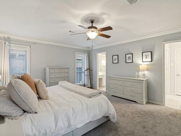 6818  Truxton Drive , Dallas Texas 75231