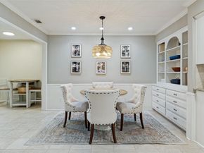6818  Truxton Drive , Dallas Texas 75231
