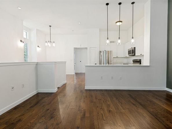 1872  Summit Avenue , Dallas Texas 75206