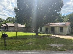 329  Walnut Avenue , Azle Texas 76020