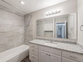 1412  Oxford Street , Arlington Texas 76013