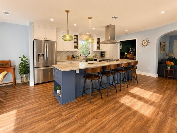 9016  Bretshire Drive , Dallas Texas 75228
