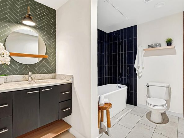 509  Elm Street  503, Dallas Texas 75202