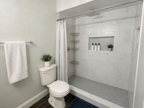2442  Club Manor Drive , Dallas Texas 75237