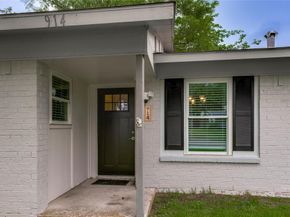 914  Meadow Mead Drive , Allen Texas 75002
