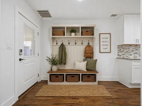 926 S Waverly Drive , Dallas Texas 75208