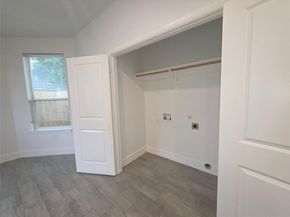 2719  Frazier Street , Dallas Texas 75210