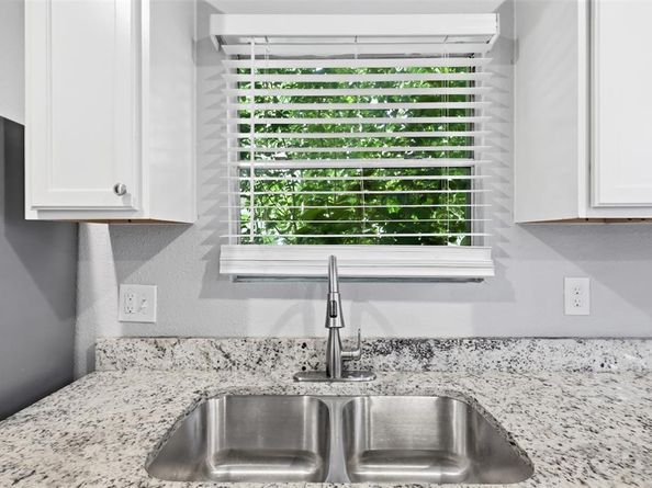 1227  Wilbur Street , Dallas Texas 75224