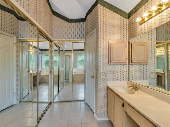 5206  Rio Court , Arlington Texas 76017