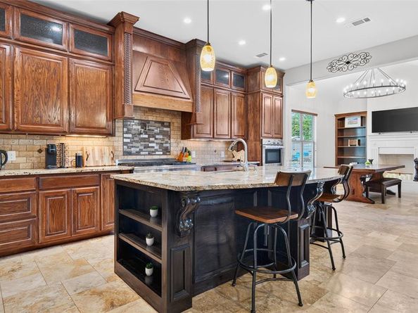 281  Rose Garden Drive , McKinney Texas 75072